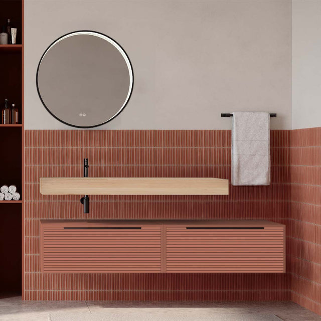 Set mobilier baie suspendat caramiziu mat cu lavoar imitație lemn și oglindă, cu riflaje Dogato, 160 cm, SaviniDue Iconica