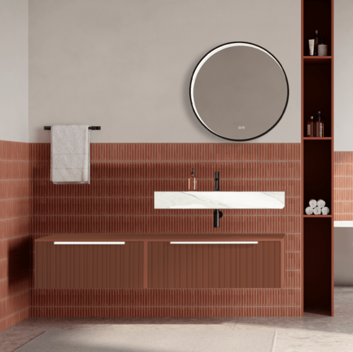 Set mobilier baie suspendat caramiziu, riflaje Plissetatto, lavoar alb si oglinda rotunda, manere albe, 140 cm, SaviniDue Iconica