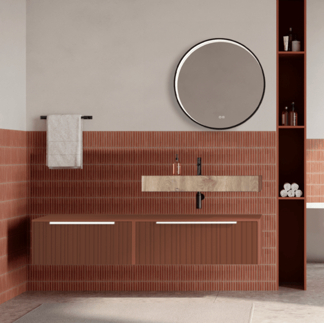Set mobilier baie suspendat caramiziu, riflaje Plissetatto, lavoar imitatie lemn si oglinda rotunda, manere albe, 140 cm, SaviniDue Iconica