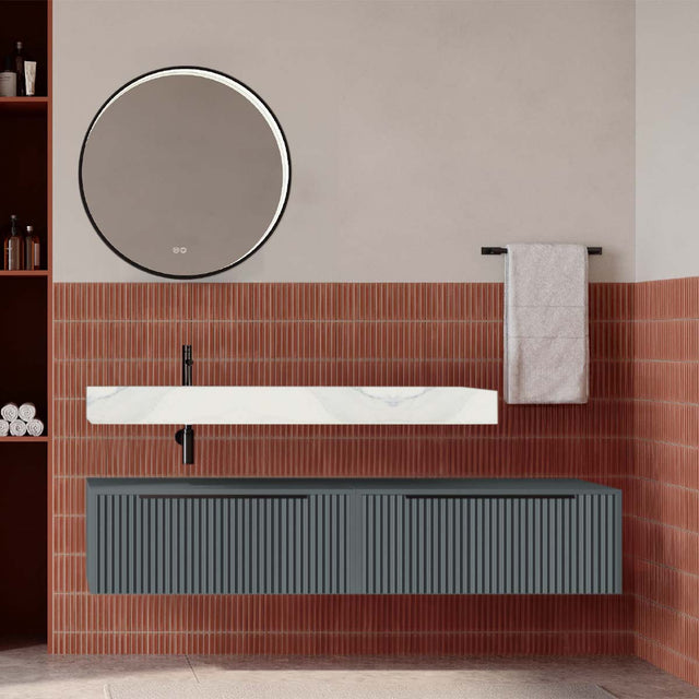 Set mobilier baie suspendat gri mat cu lavoar imitație marmura alba și oglindă, cu riflaje cannetatto, 160 cm, SaviniDue Iconica