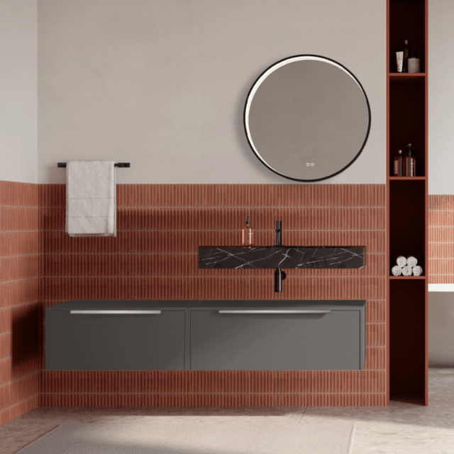 Set mobilier baie suspendat gri urban, lavoar negru si oglinda rotunda, manere otel inoxidabil, 140 cm, SaviniDue Iconica