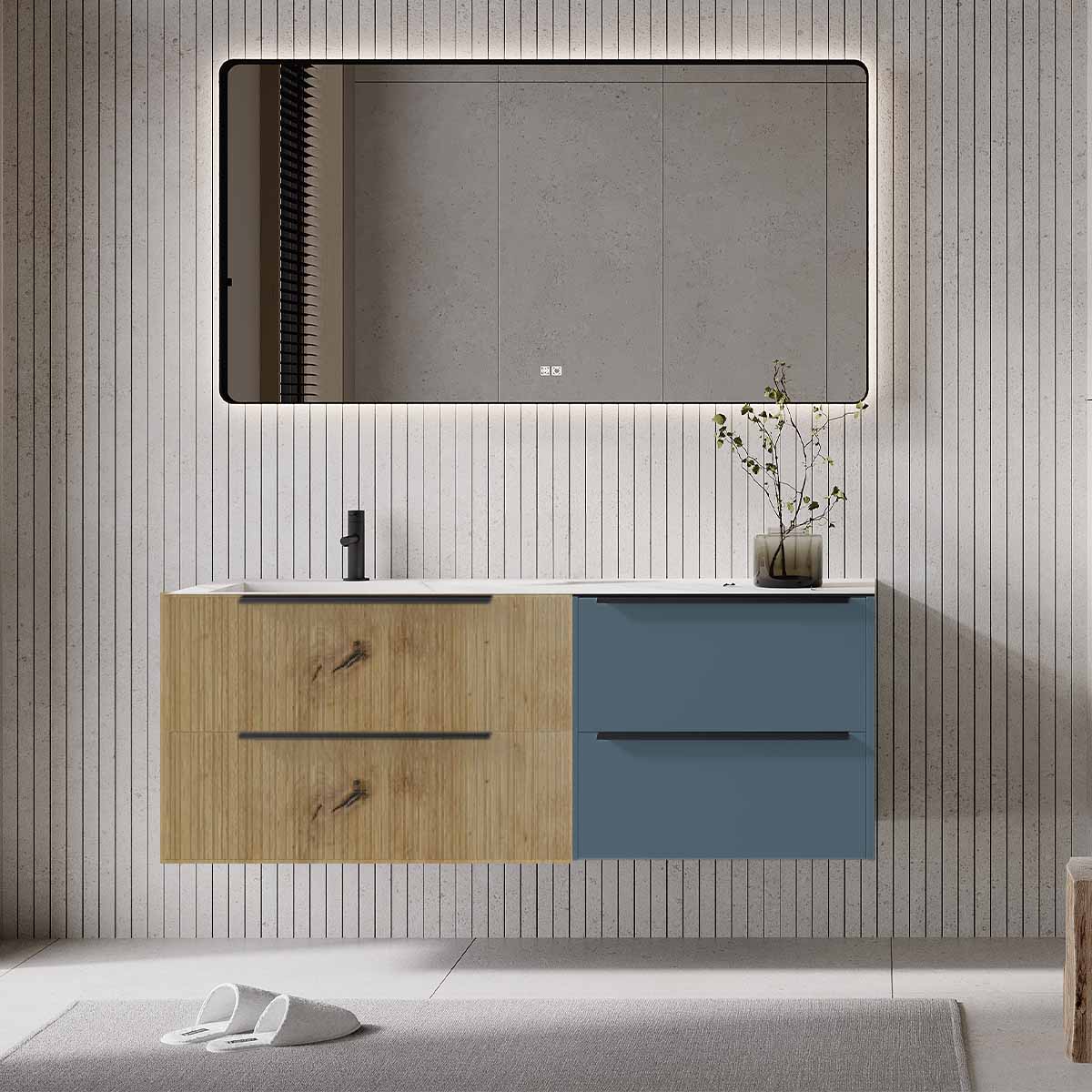 Set mobilier baie suspendat imitatie lemn deschis cu albastru mat, lavoar imitație marmura alba și oglindă, cu riflaje Plissetatto, 140 cm, SaviniDue Iconica
