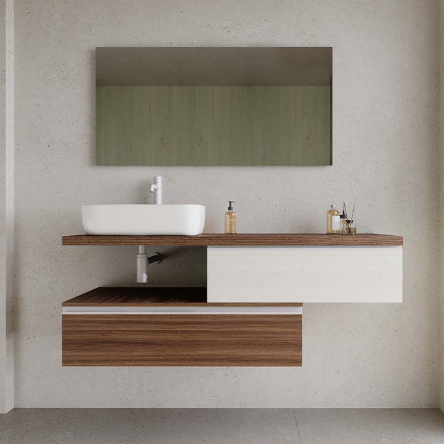 Set mobilier baie suspendat imitatie lemn inchis/alb, lavoar alb pe blat și oglindă, 140 cm, SaviniDue Jupiter