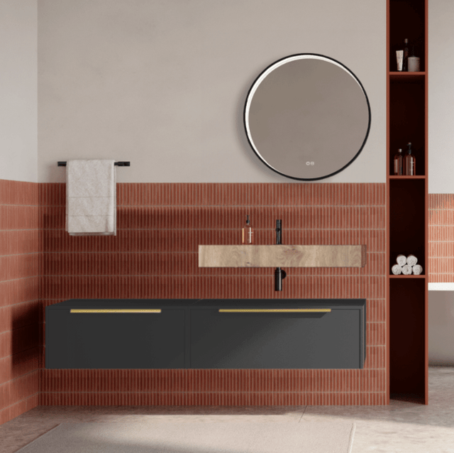 Set mobilier baie suspendat negru mat, lavoar imitatie lemn si oglinda rotunda, manere aurii, 140 cm, SaviniDue Iconica