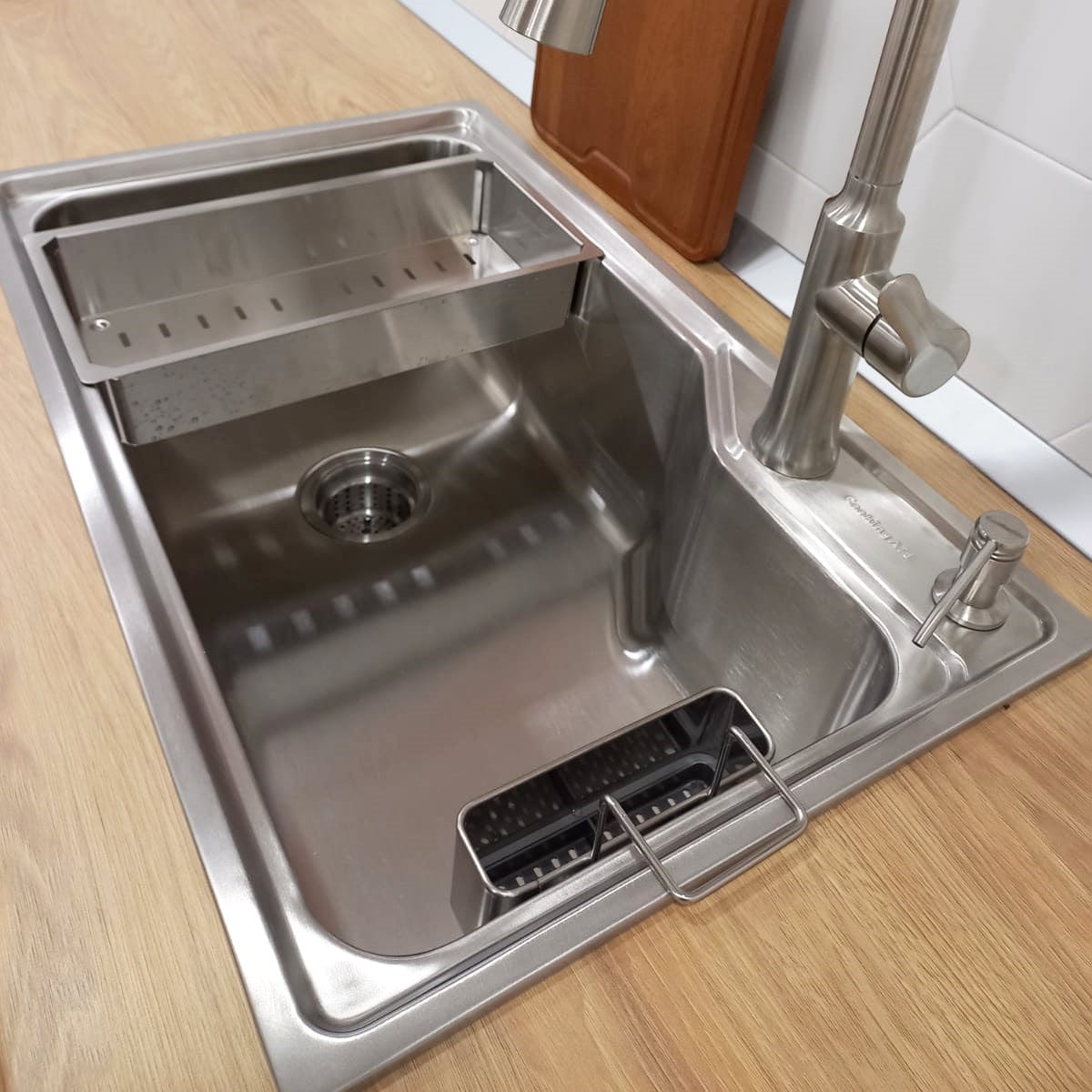 Suport inox pentru burete si accesorii curatare chiuveta, cod: 6035